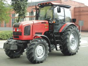Трактор Беларус 2022